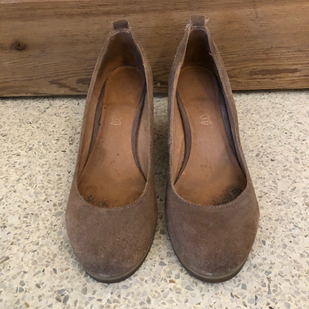 Aldo | Suede Wedge | Size 6.5
